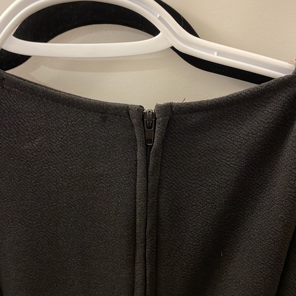 Black mini dress - Picture 4 of 6